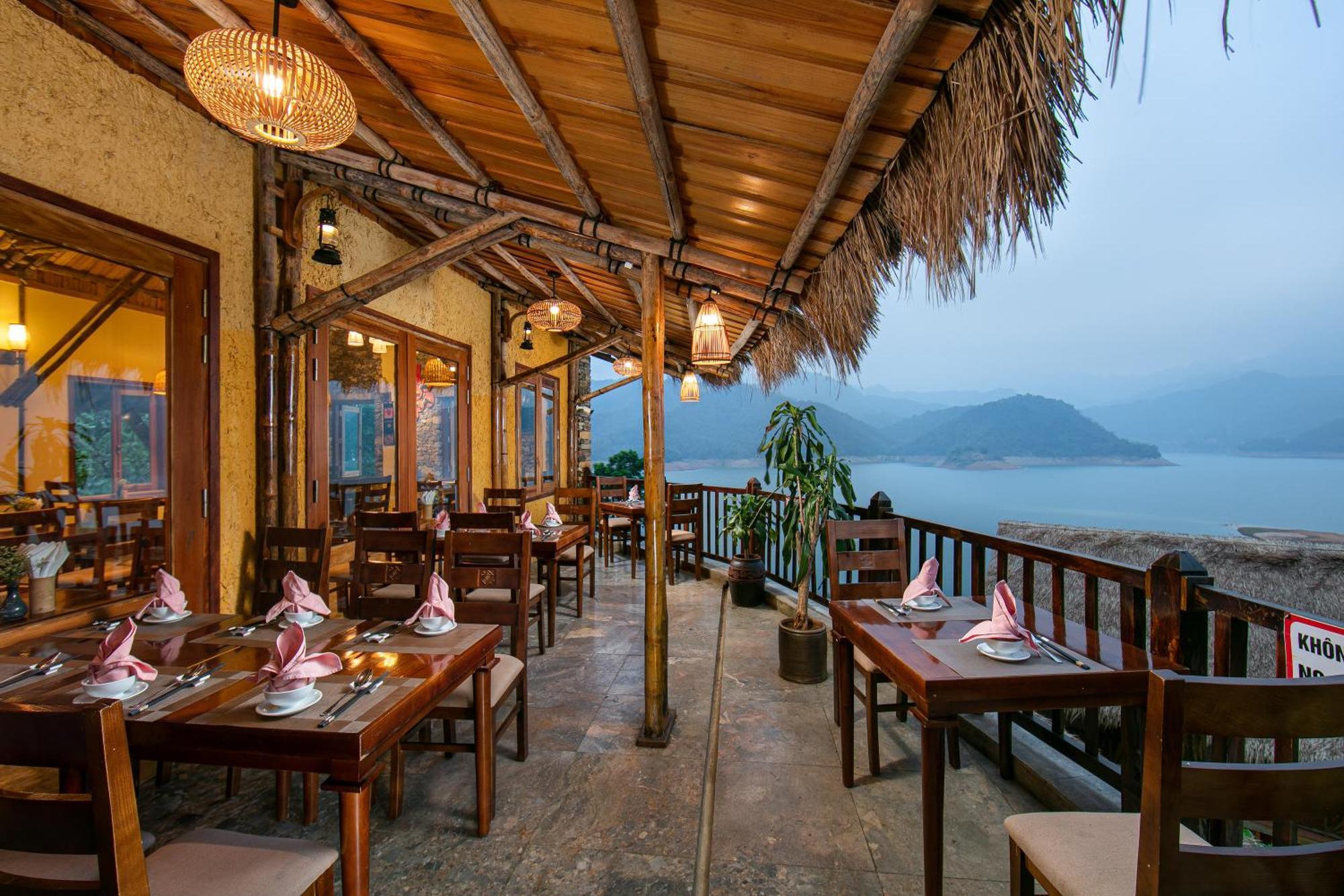 Mai Chau Hideaway Lake Resort Экстерьер фото