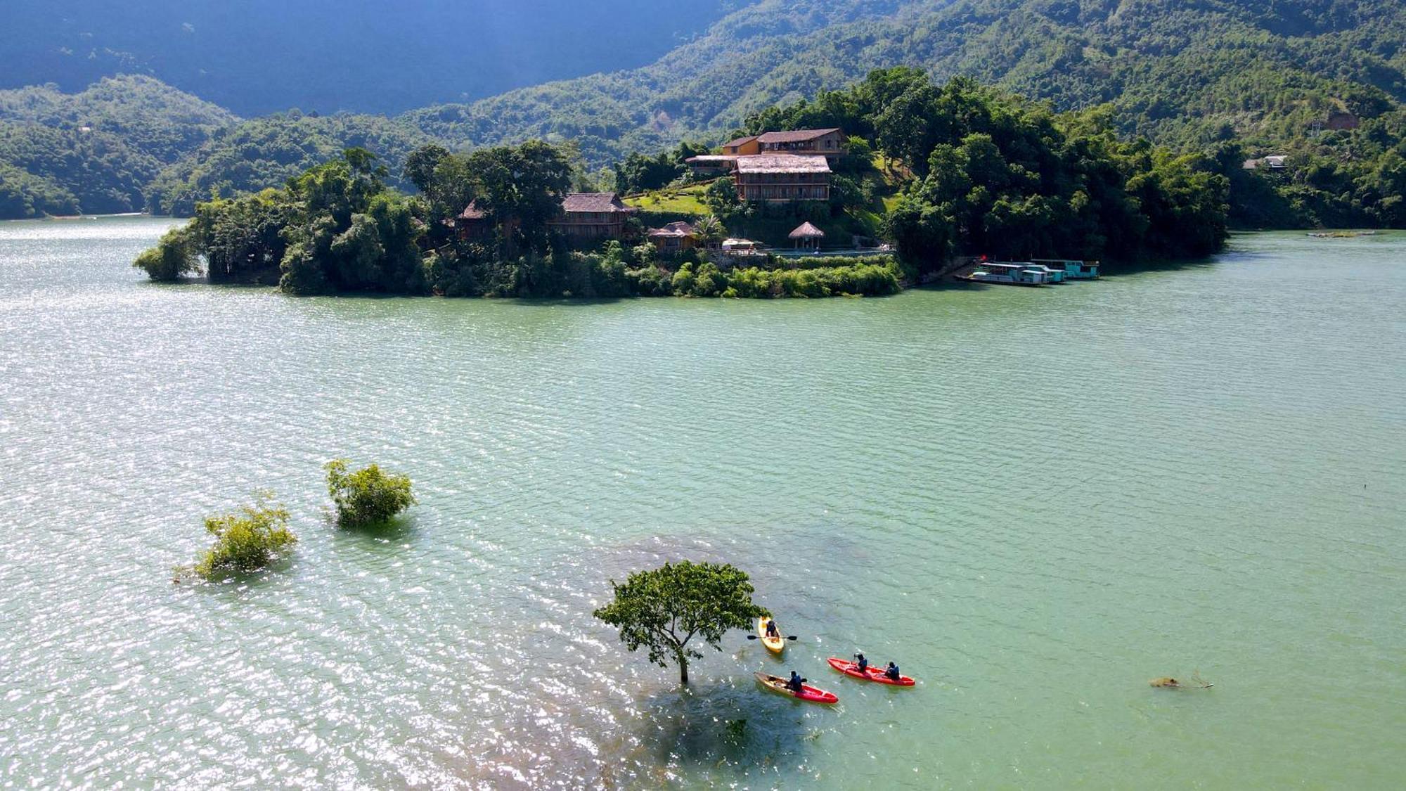 Mai Chau Hideaway Lake Resort Экстерьер фото